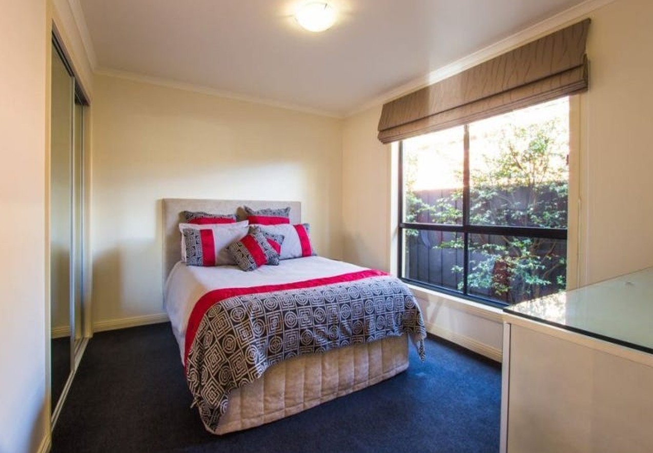 Spacious bedroom with private ensuite available in a modern SIL home in Newstead — Home image 4
