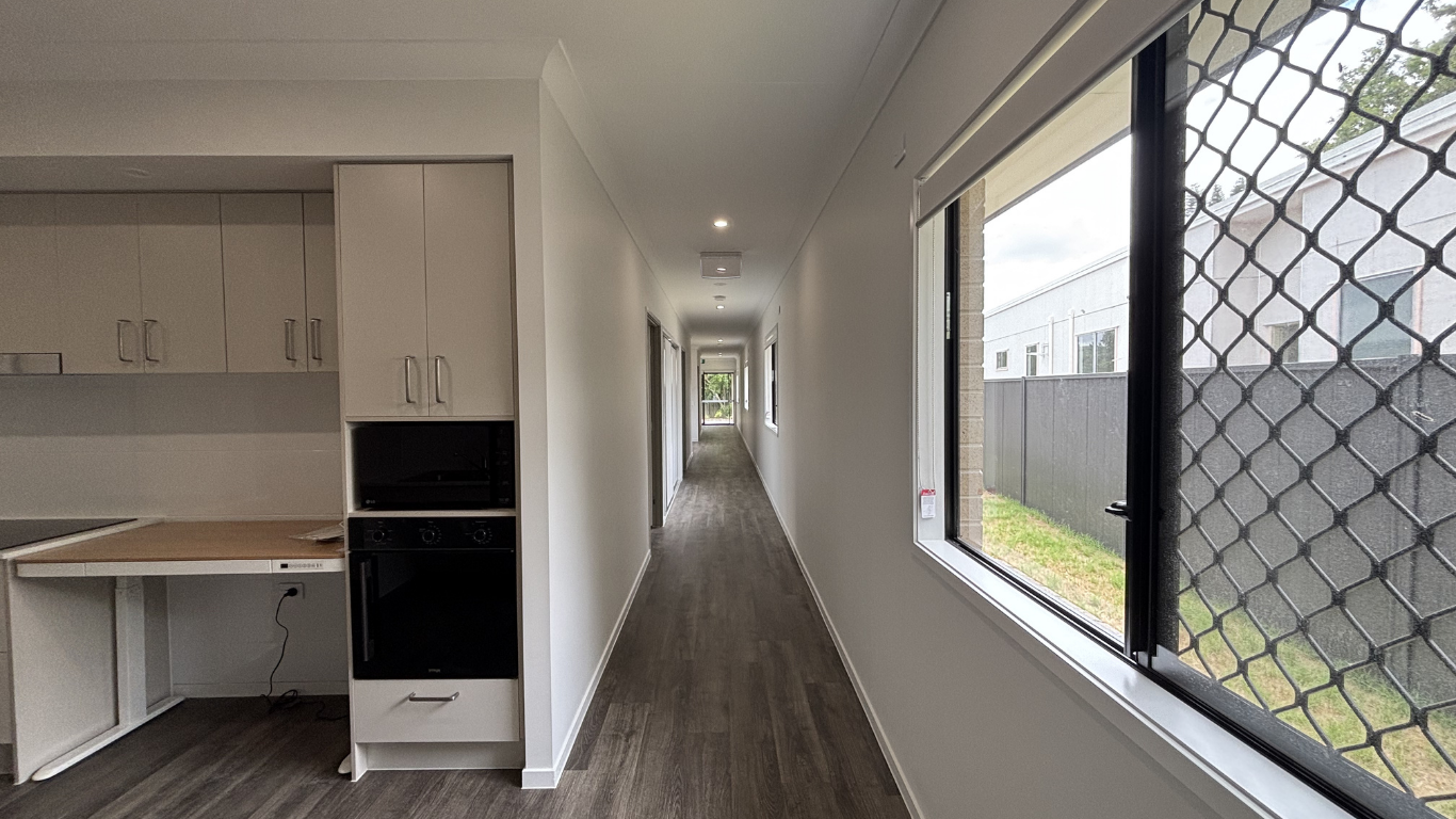 Lakeside Living Meets High Physical Support — Home image 3