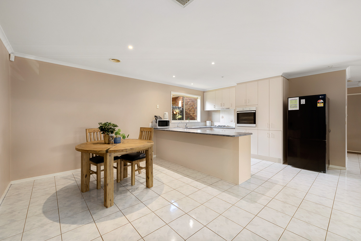 LOW OCCUPANCY (2 PARTICIPANTS) DISABILITY ACCCOMMODATION close to amenities — Home image 4