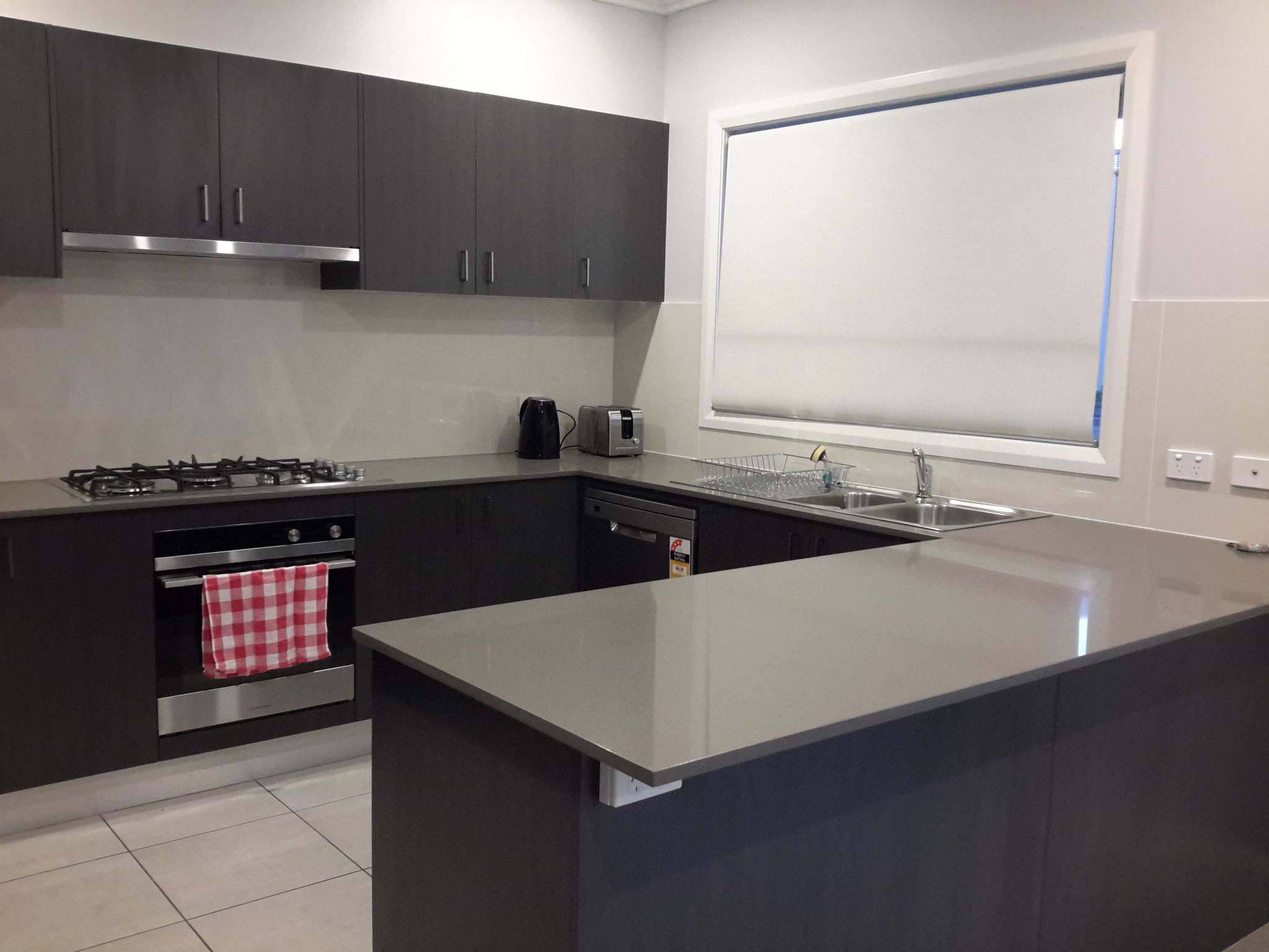 State of the Art and Modern Lifestyle, spacious, four-bedroom group homes in Oran Park NSW 2570 — Home image 3