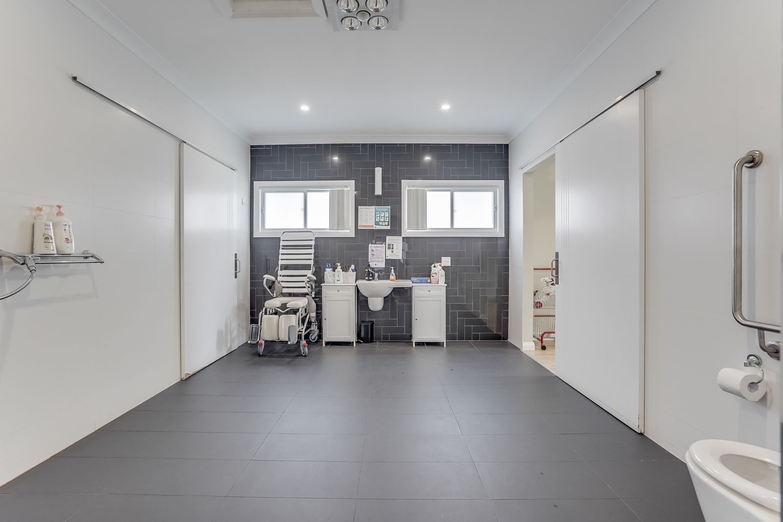 Edmondson Park - Specialist disability accommodation (SDA) s a range of housing designed for people with extreme functional impairment or very high support needs. — Home image 5