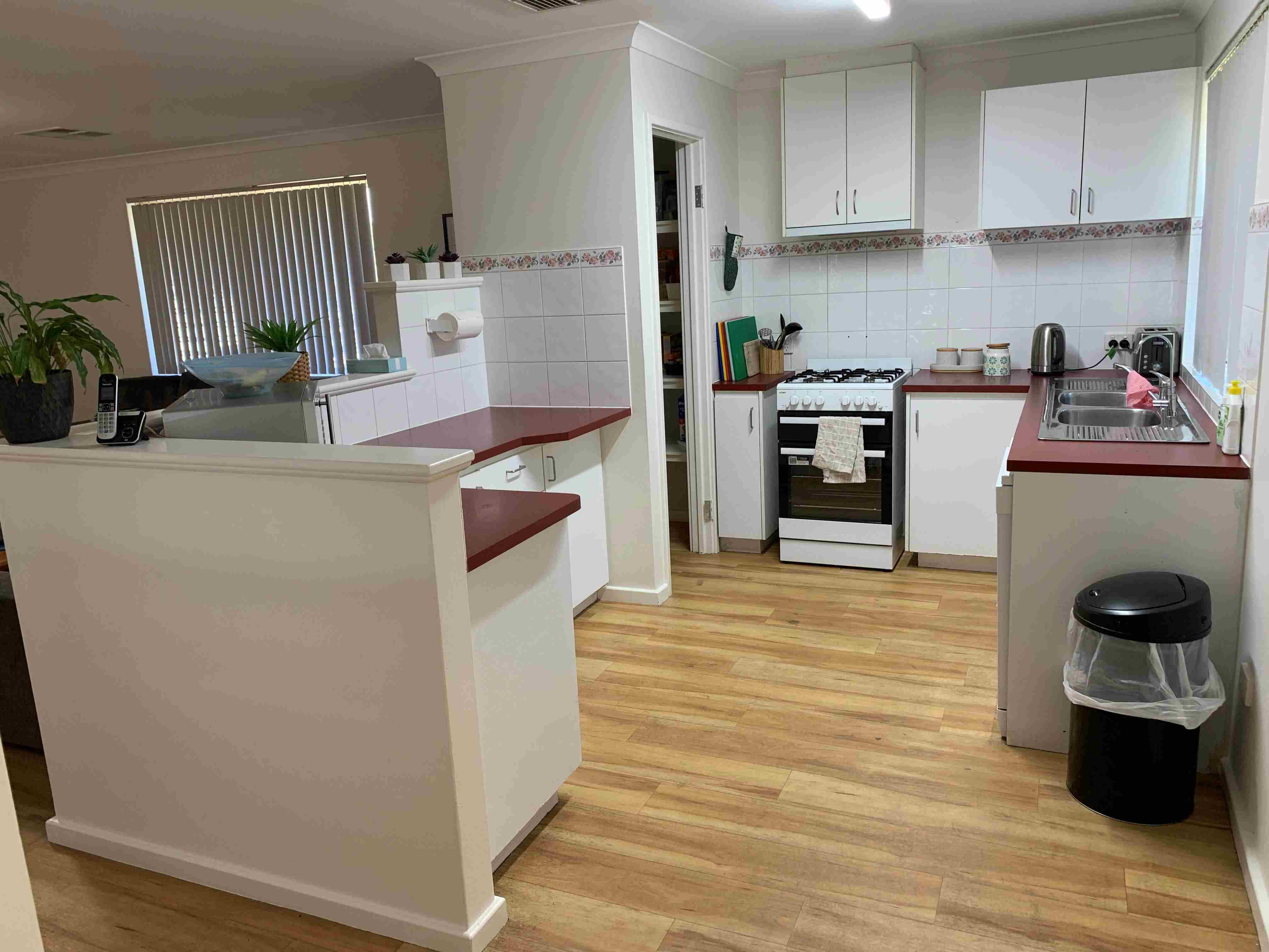 Vibrant Innaloo Living — Home image 3