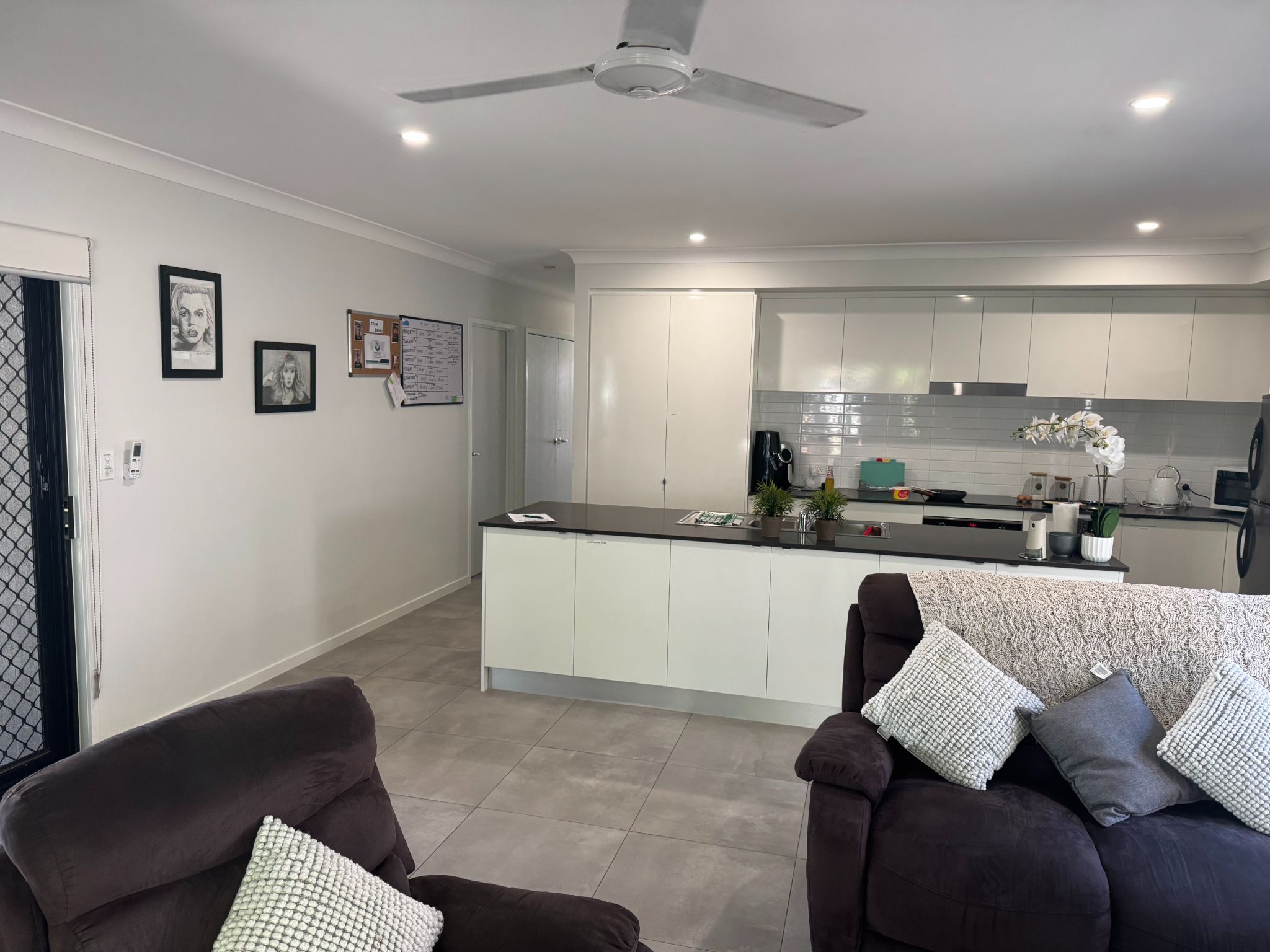 Cozy Private Room & Ensuite — Home image 5