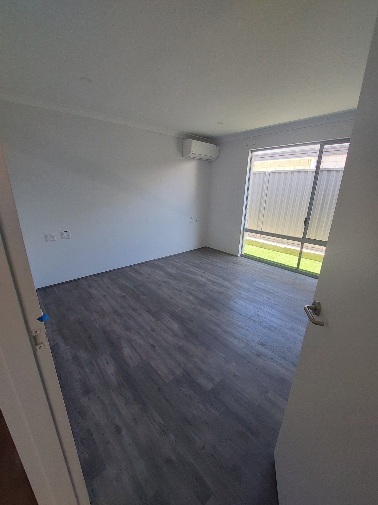 *New Build* Ellenbrook 3 Bed with OOA Room — Home image 17