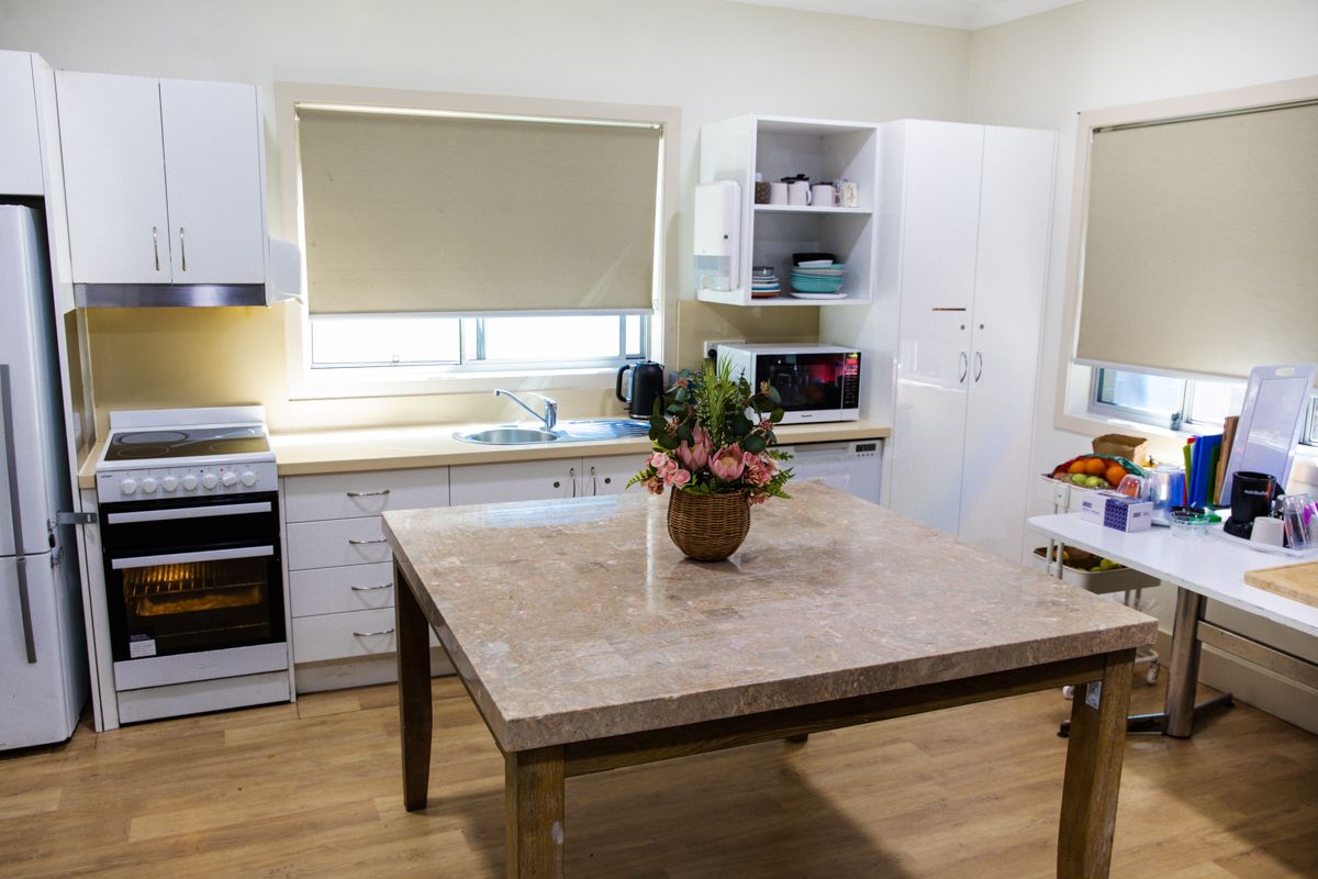 Lovely purpose-built property set in a leafy, residential area in North Ryde — Home image 53