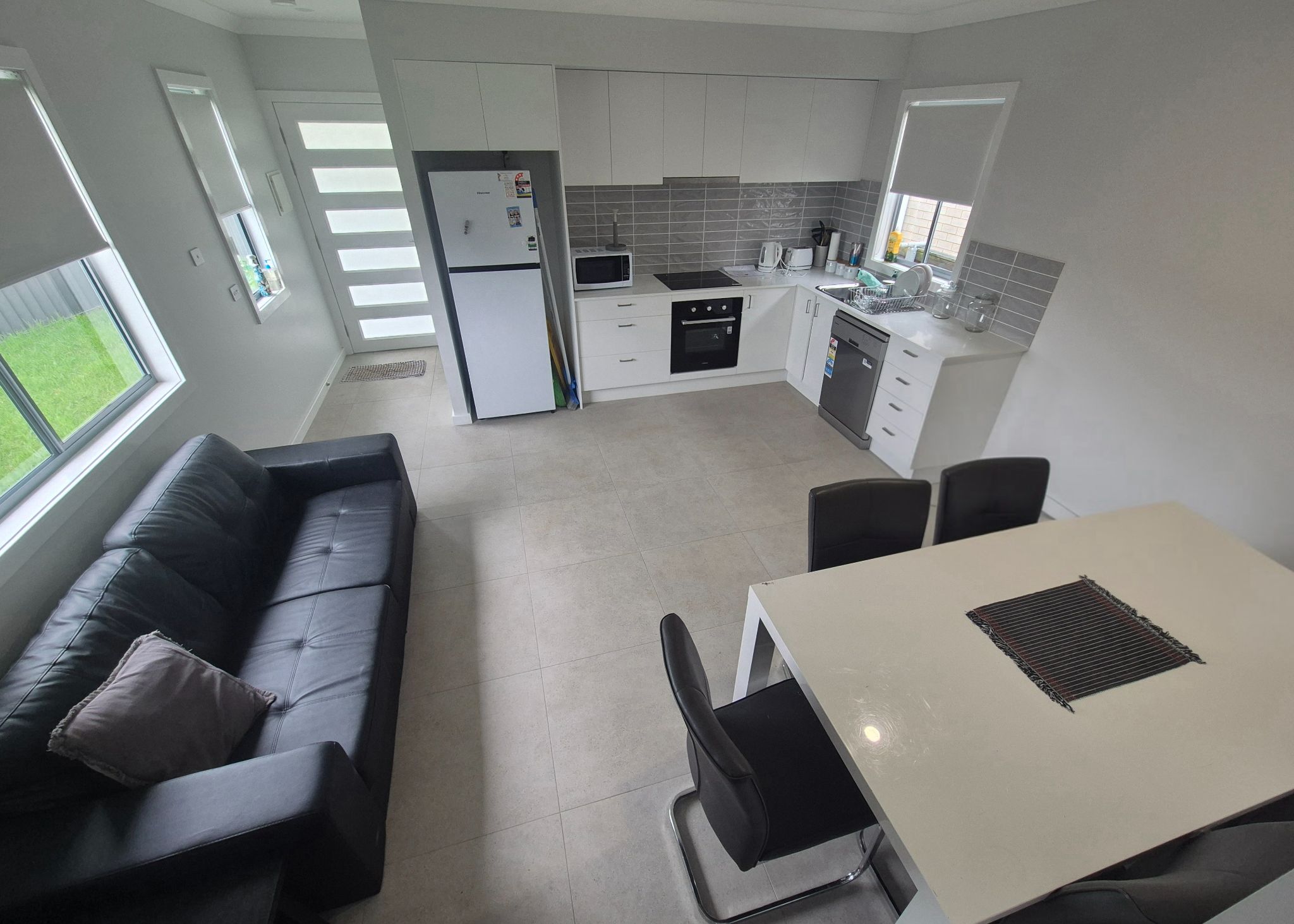 7B — Home image 3