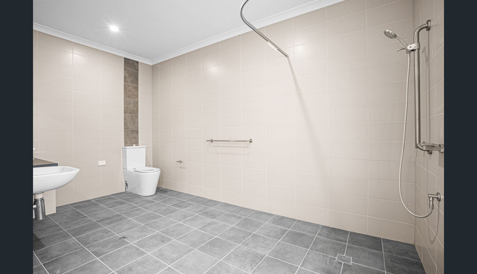 SIL accomodation — Home image 10