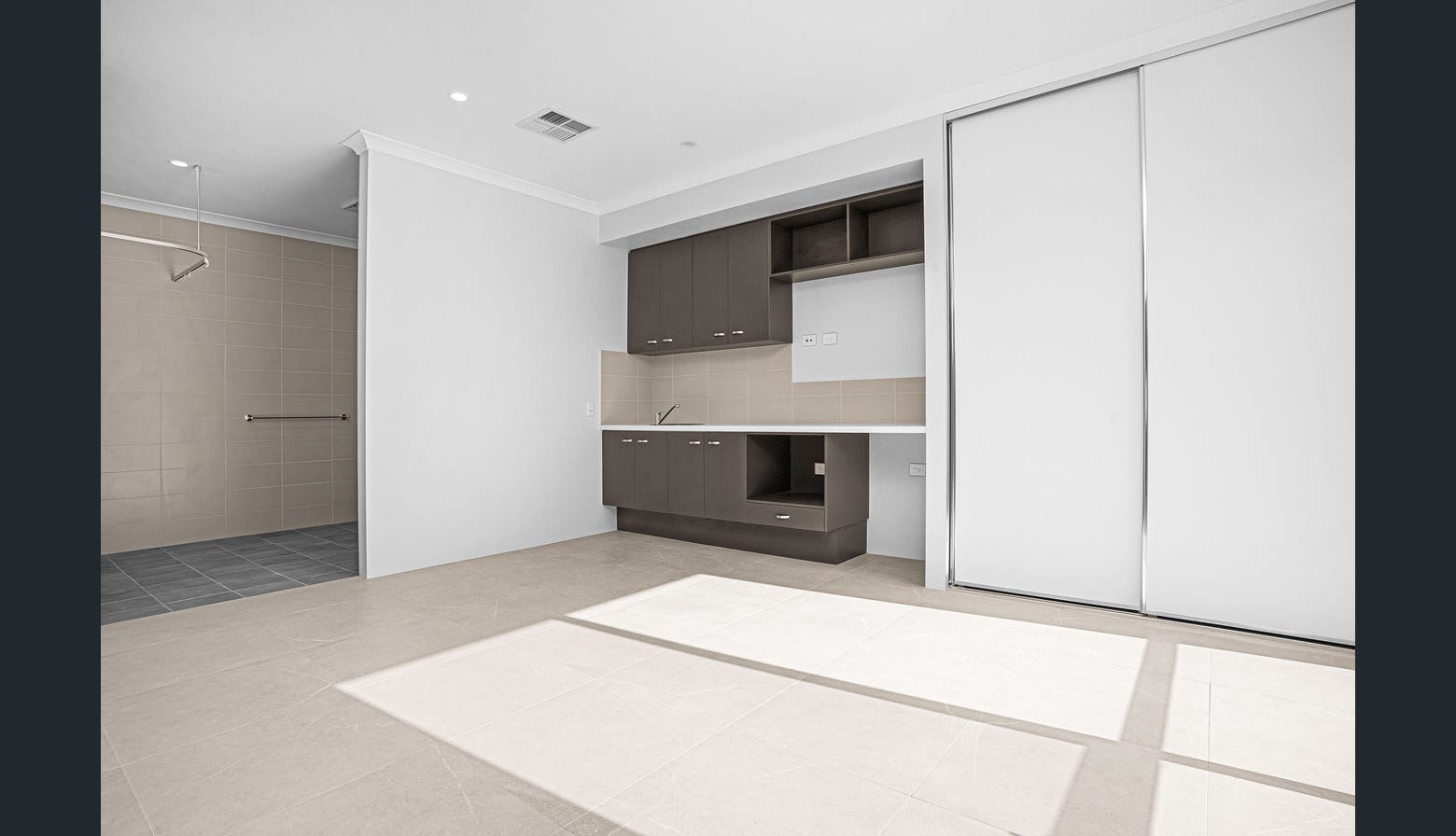 SIL accomodation — Home image 11