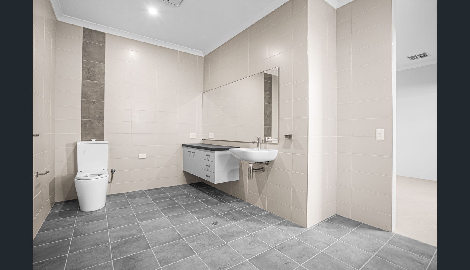SIL accomodation — Home image 3