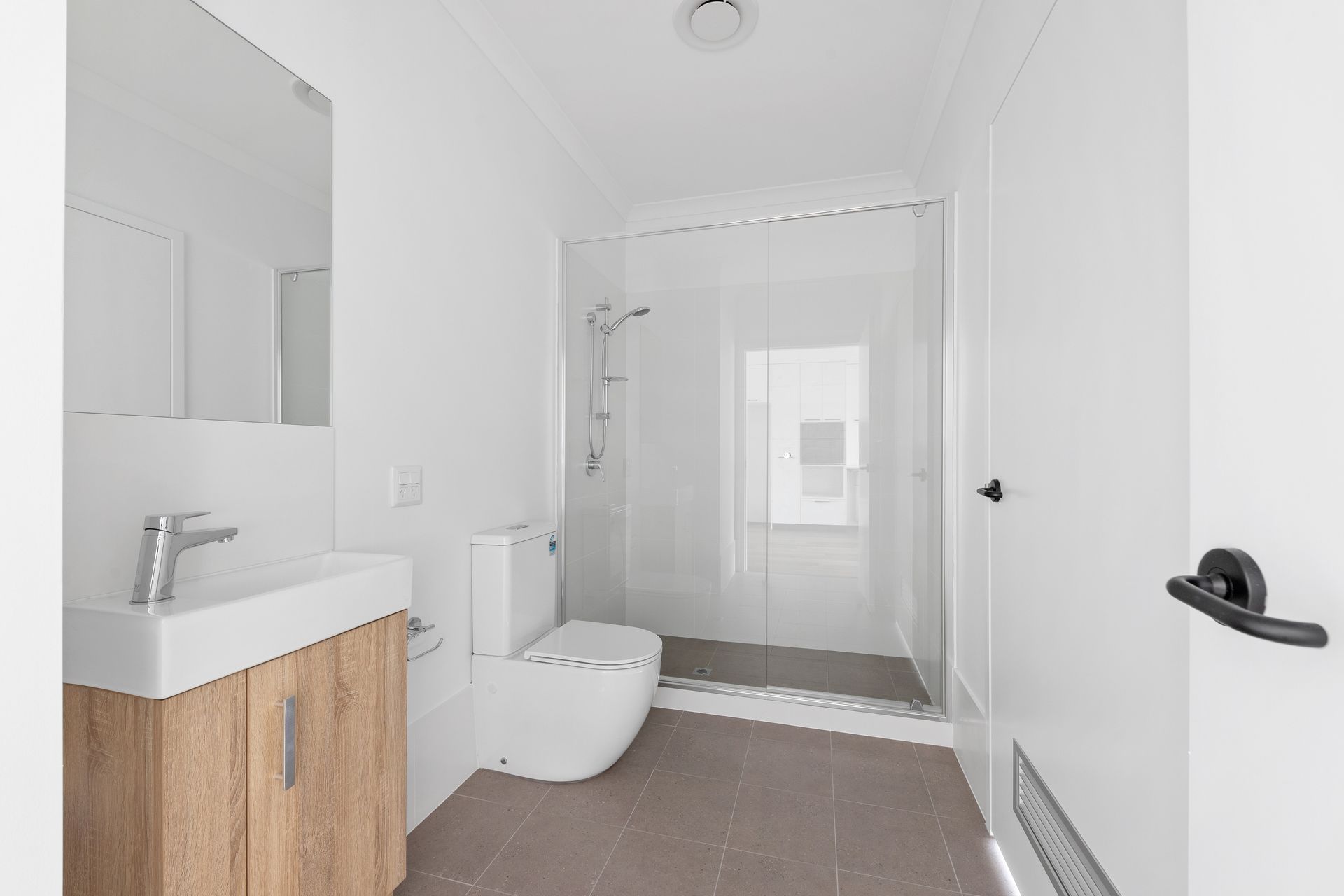 SDA Villas - May Gosnells — Home image 31