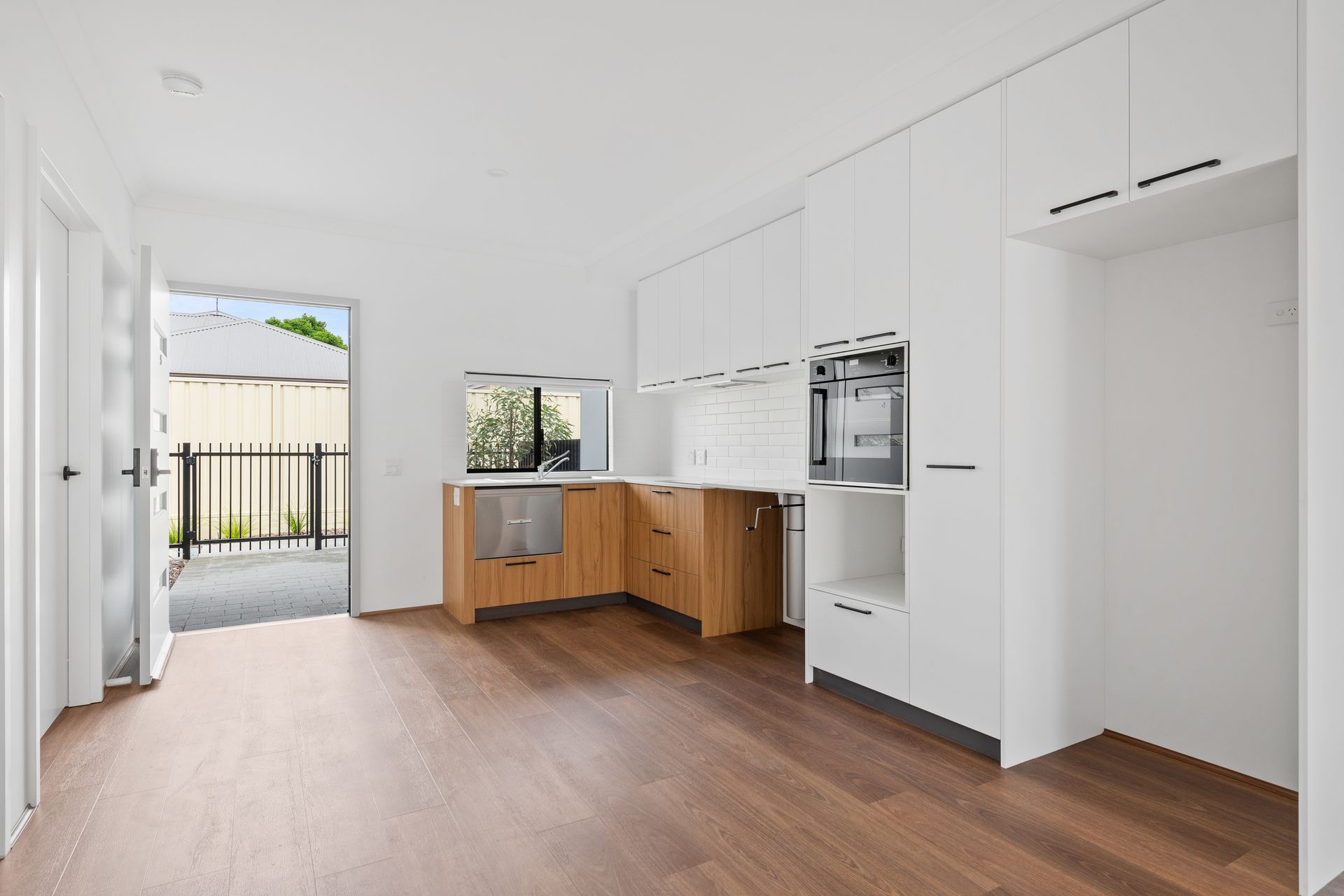 SDA Villas - May Gosnells — Home image 6