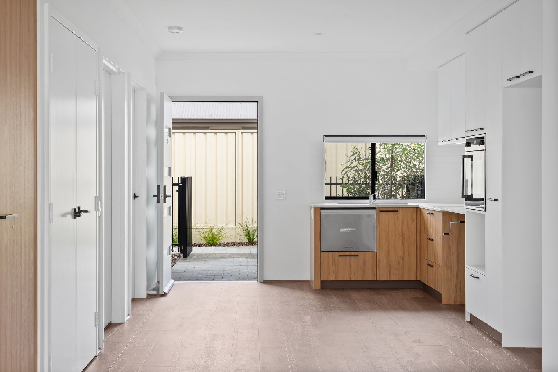 SDA Villas - May Gosnells — Home image 12
