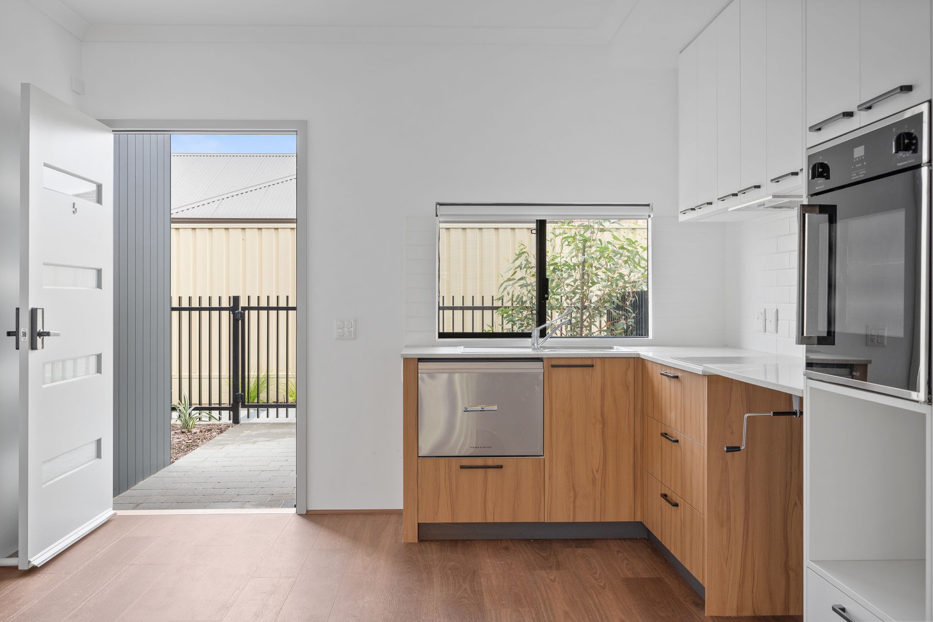 SDA Villas - May Gosnells — Home image 15