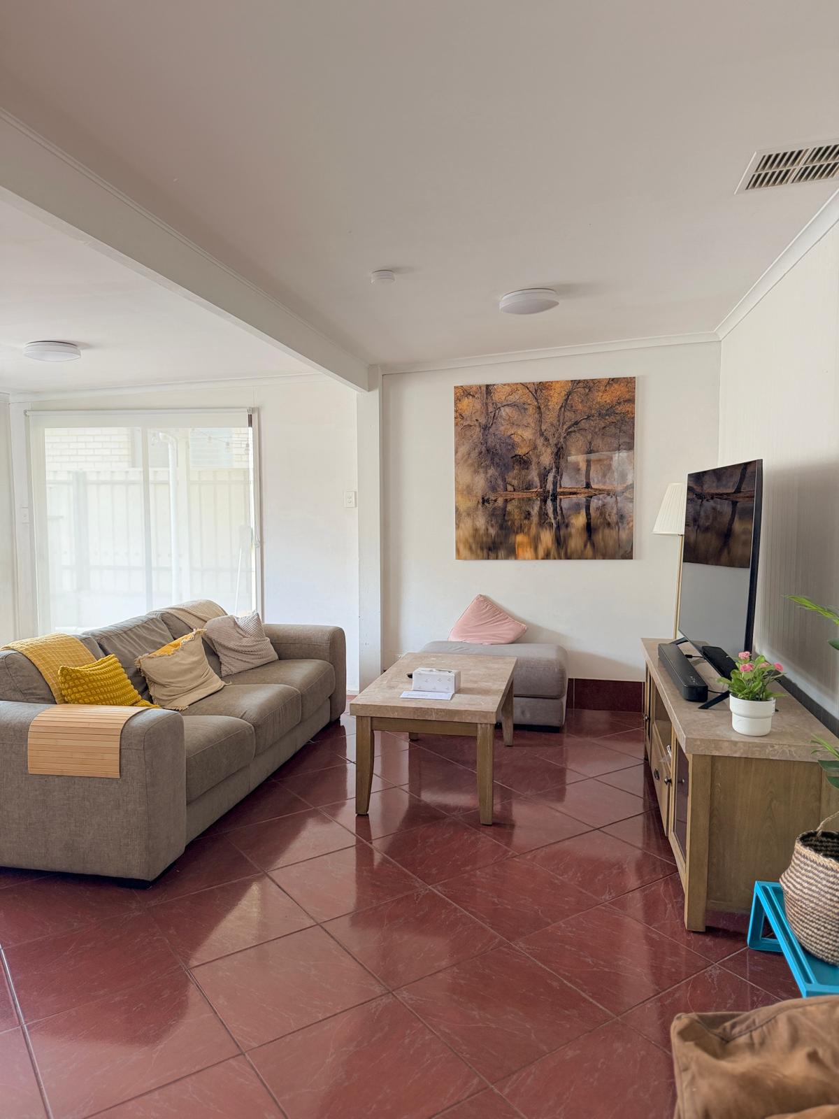 Spacious 3 Bedroom SIL House with Modern Amenities — Home image 13
