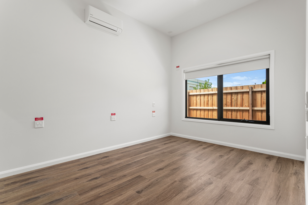 St Albans, VIC - Villas — Home image 14