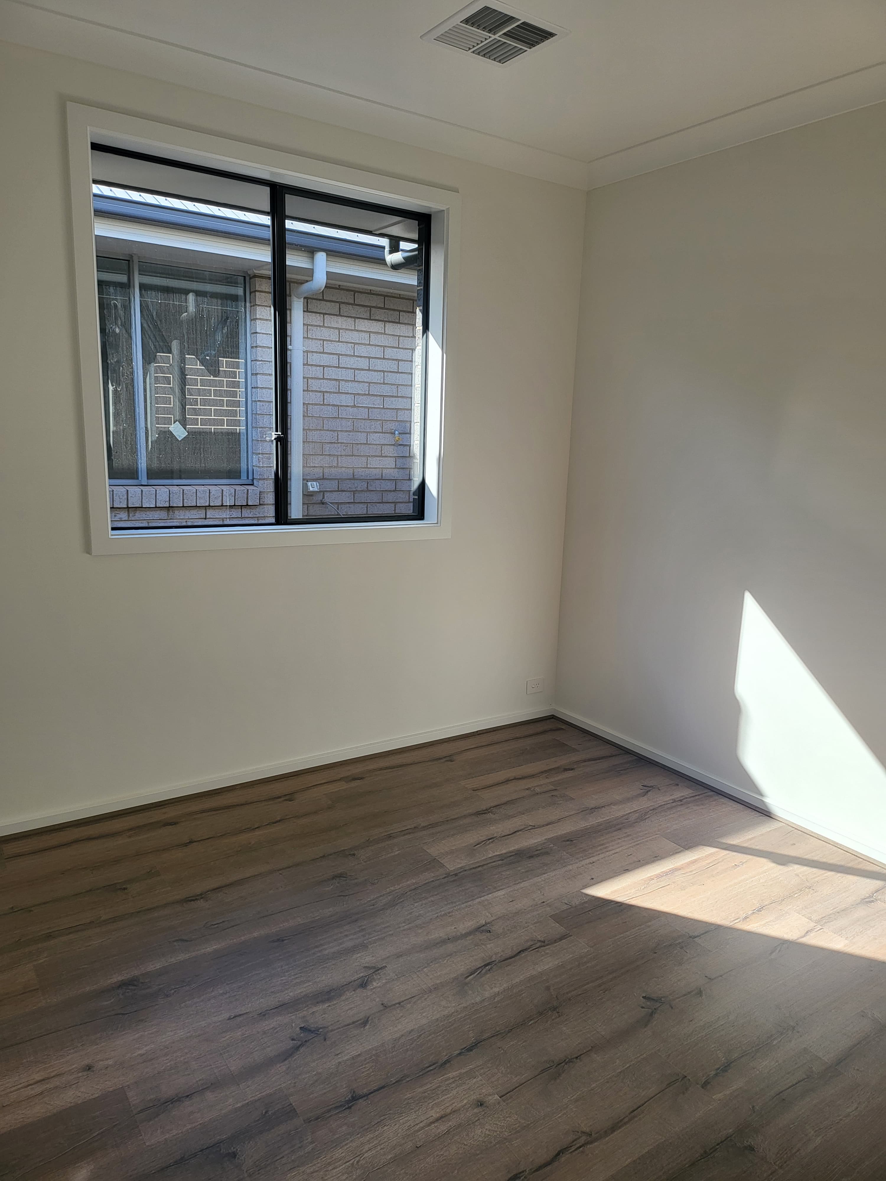 Immediate SIL Vacancy/ Brand new SIL house with Accessible features — Home image 9
