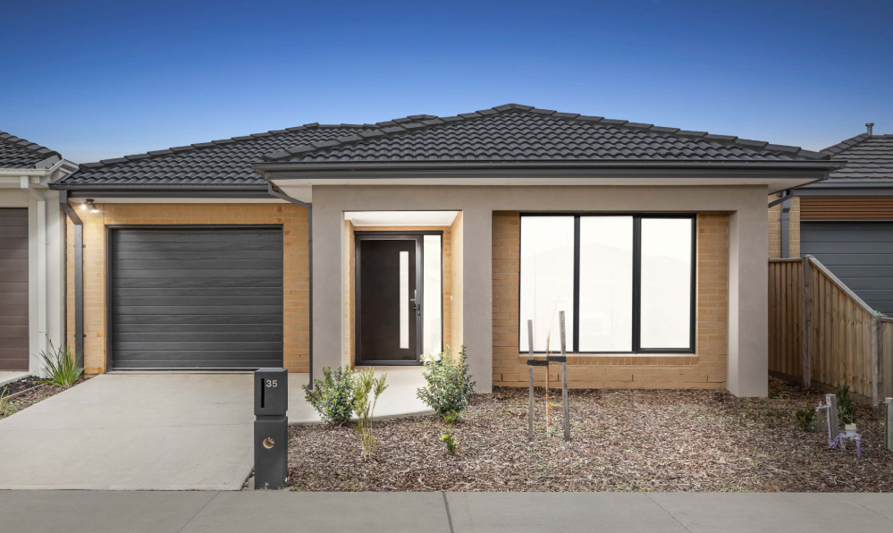Fully Furnished NDIS Robust SDA Residence – Prime Beveridge Location — Home image 6