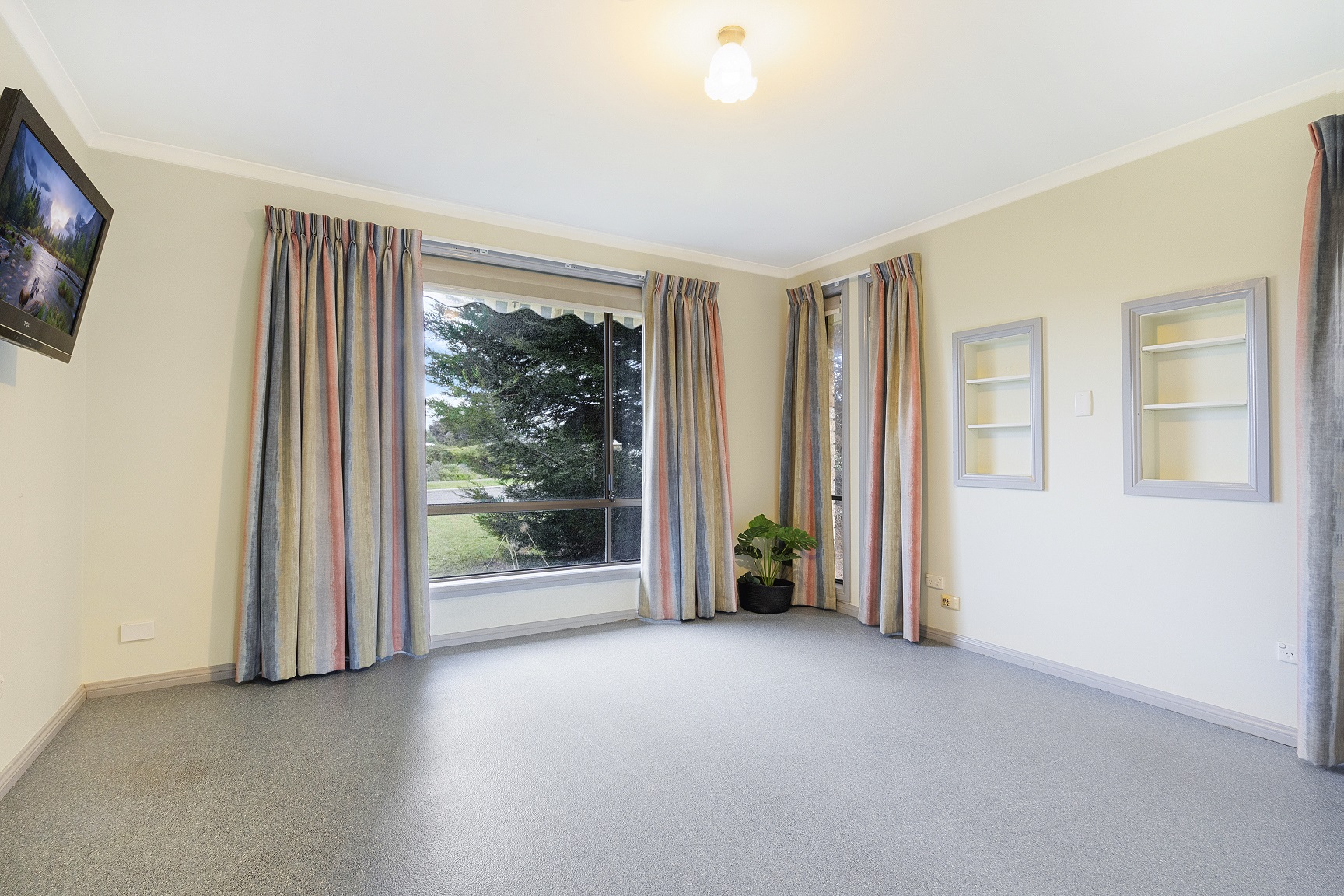 Packham Street - One bedroom now available — Home image 9