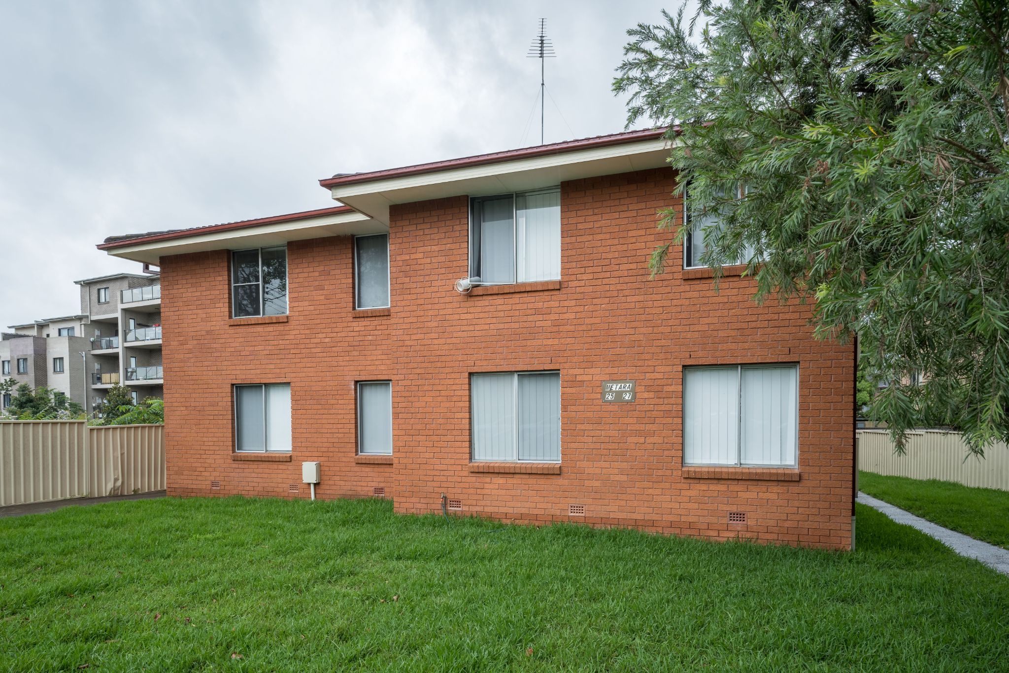 Newly renovated 8x2 bedroom units located in the heart of Penrith — Home image 4
