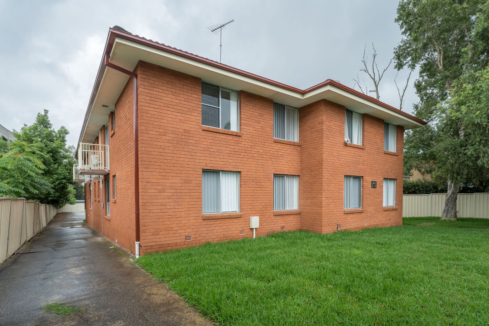 Newly renovated 8x2 bedroom units located in the heart of Penrith — Home image 7