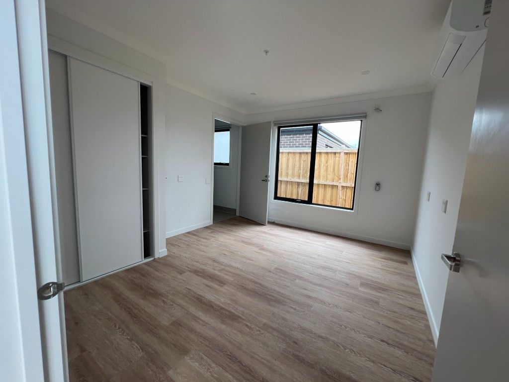 3 BR High Physical Support SDA Home with Ensuite Bedrooms & OOA Room– Lara, VIC — Home image 4