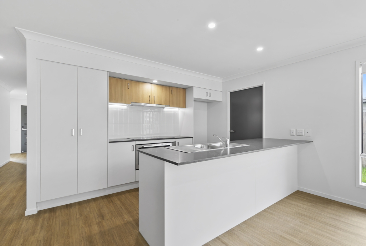 3 SDA Rooms + OOA, Available in Burrum Heads QLD — Home image 3
