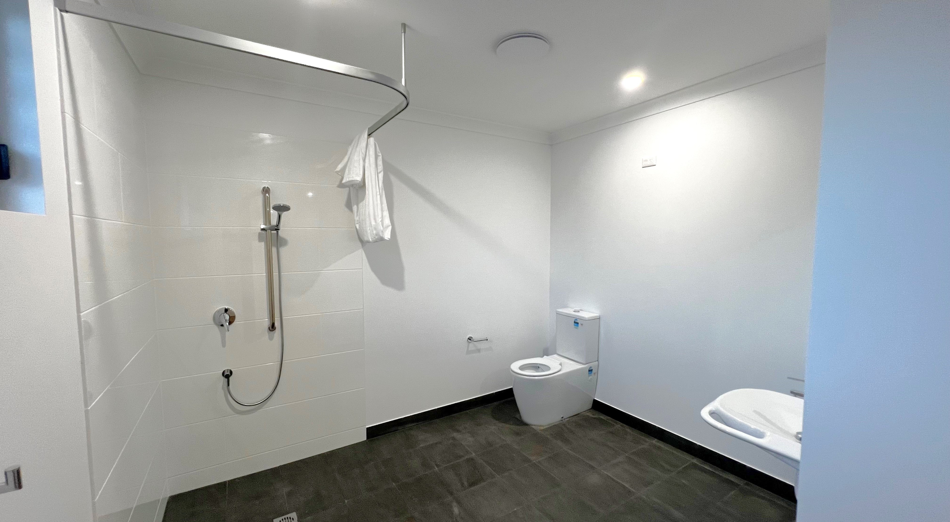 16 Gorari Street – Idalia — Home image 3