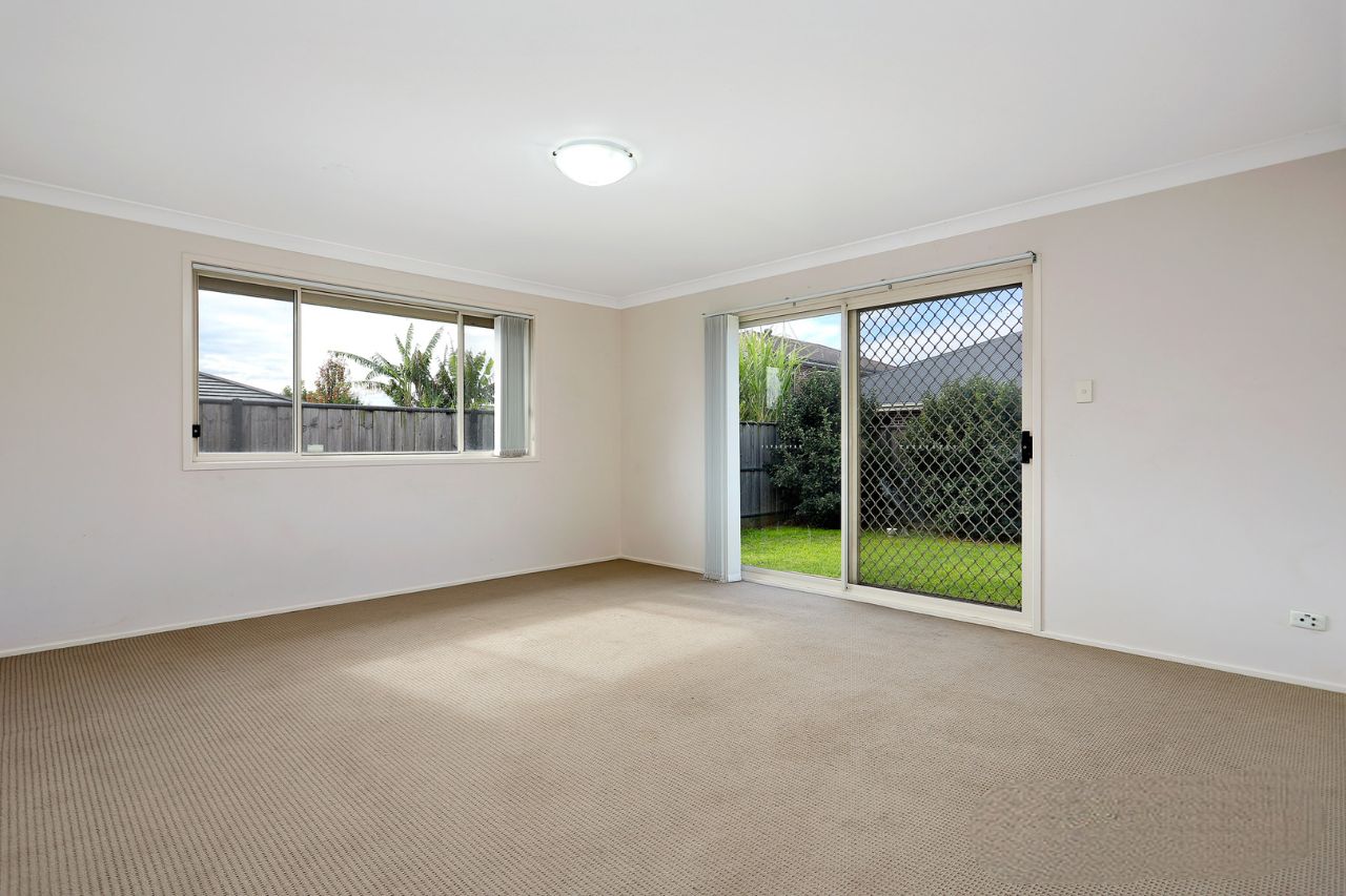 SIL Home in The Ponds — Home image 4