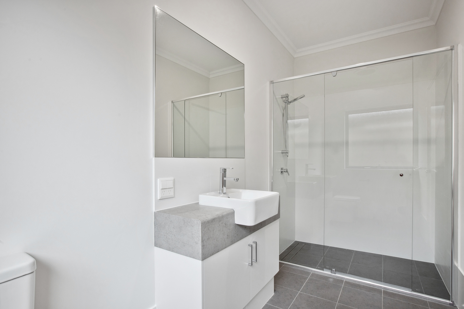 Discover Accessible Luxury: Karnup's Premier SDA Home — Home image 7