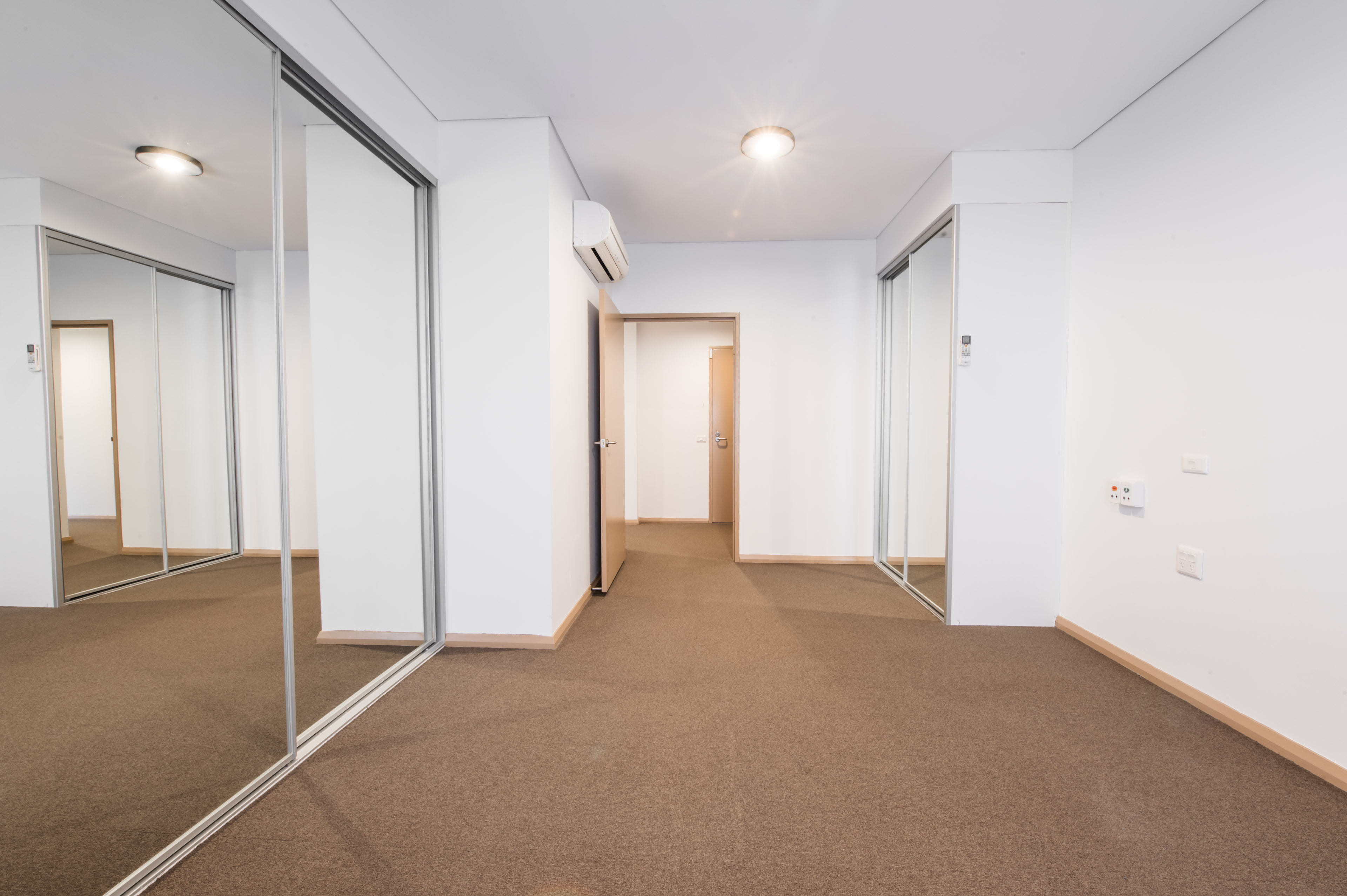 2-bedroom Apartment in Ryde — Home image 8
