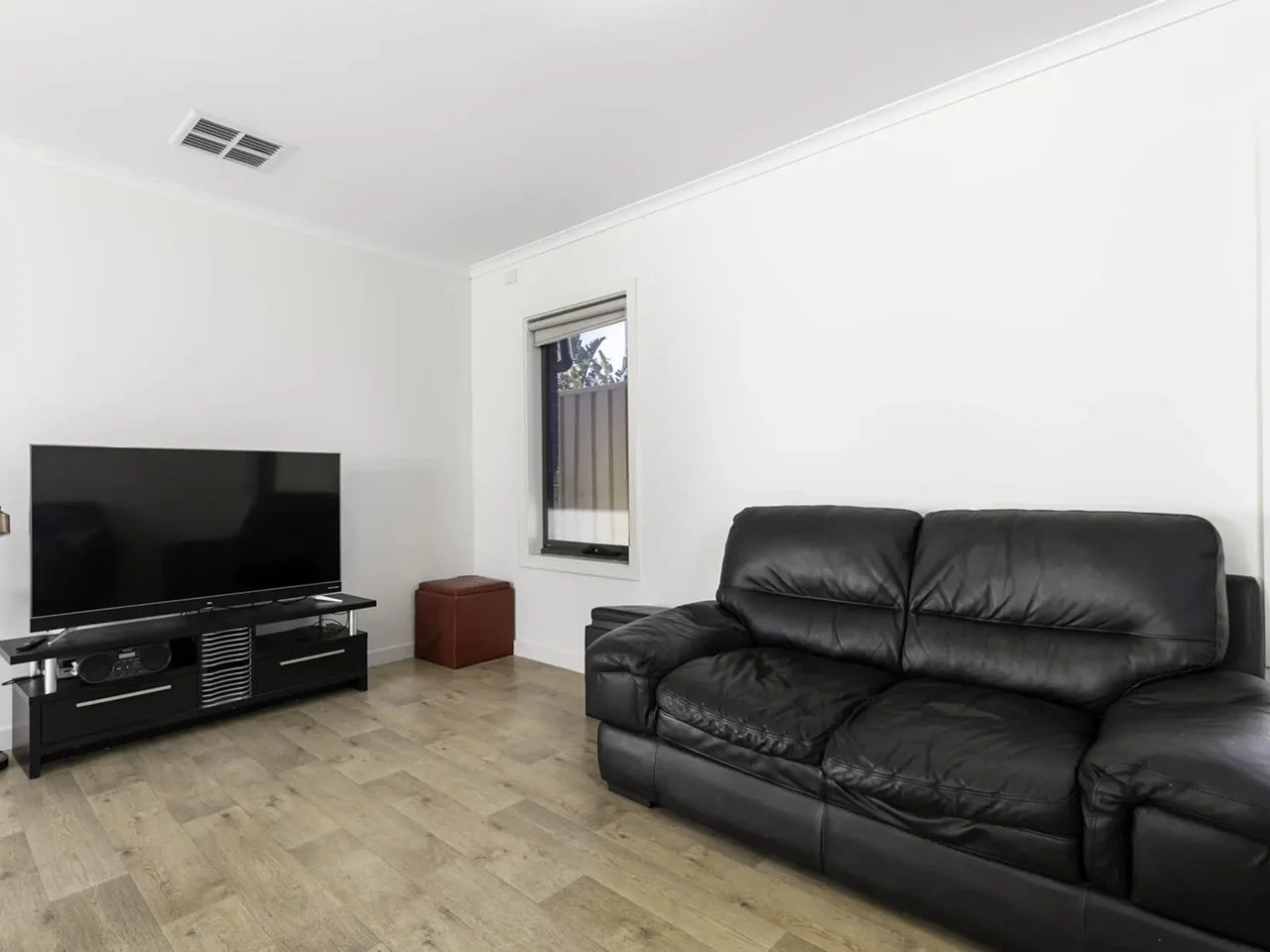 Northfield - 1 Vacancy 2 Bedroom Residence Robust — Home image 11