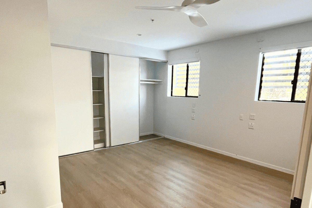 2 Bedroom Apartments, Logan Central — Home image 5