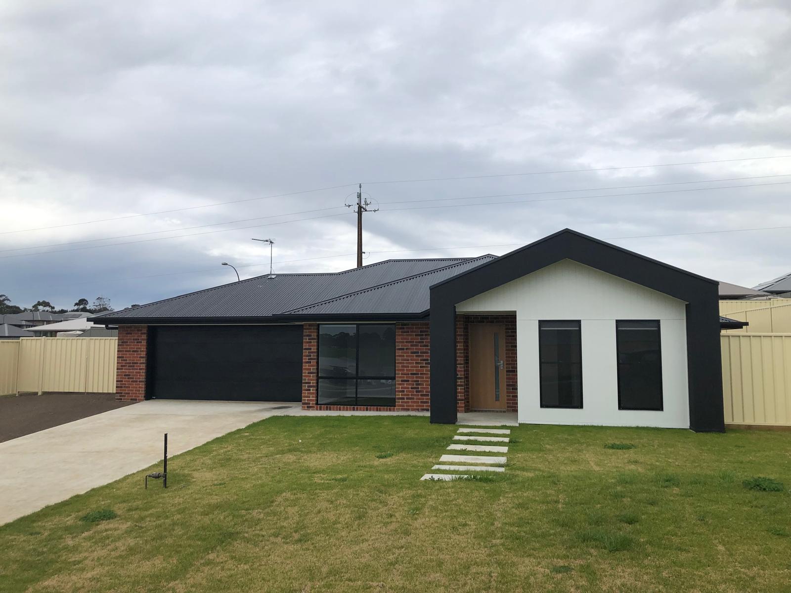 Beautiful NDIS home in Mount Gambier - 4 bedroom home with 24/7 support — Home image 9