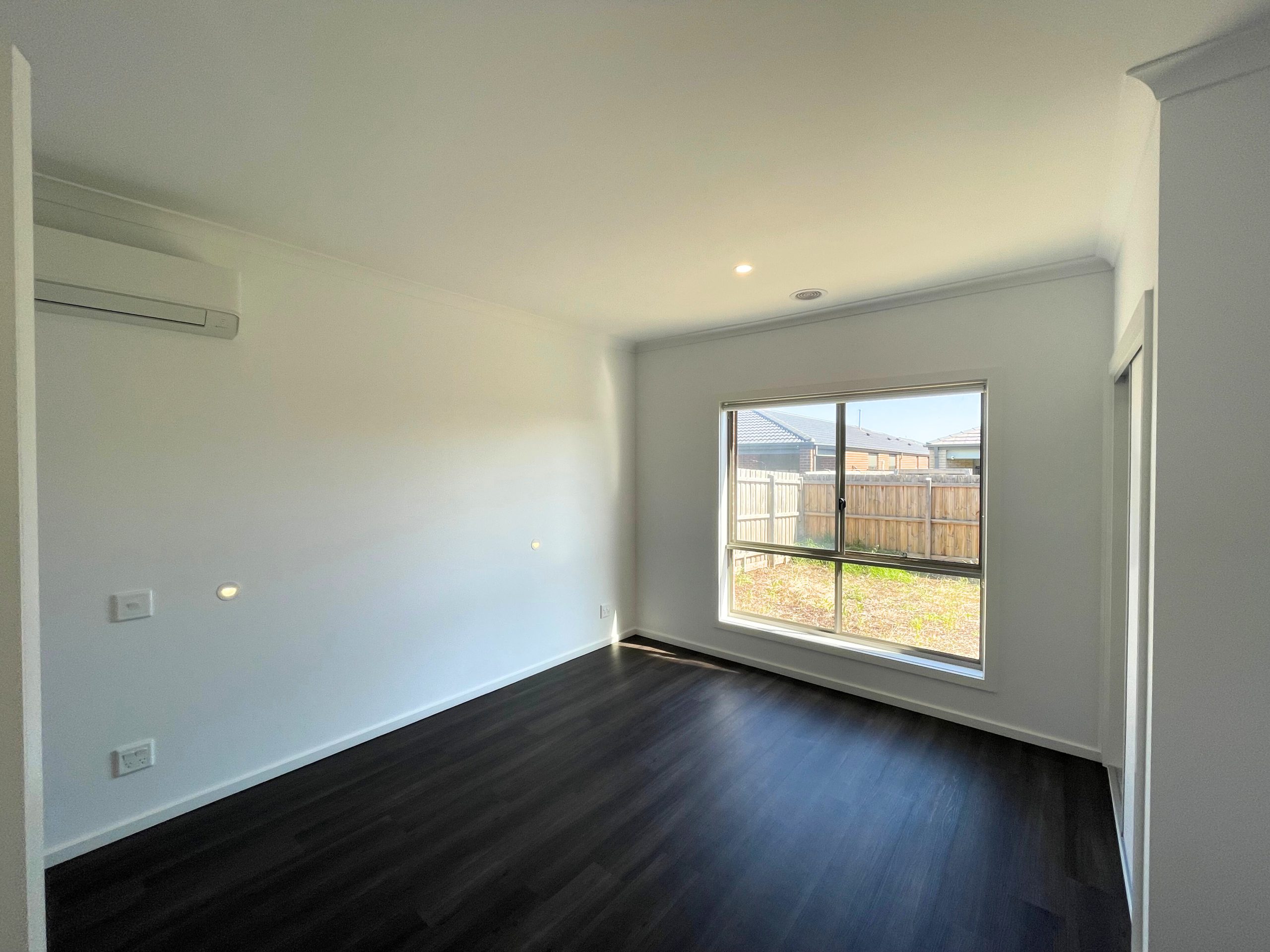 ERVINE, Wyndham Vale, VIC - ROBUST/IL — Home image 7