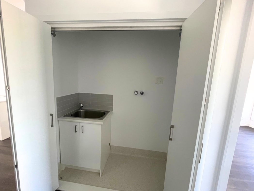 Ervine, Wyndham Vale VIC - ROBUST — Home image 4