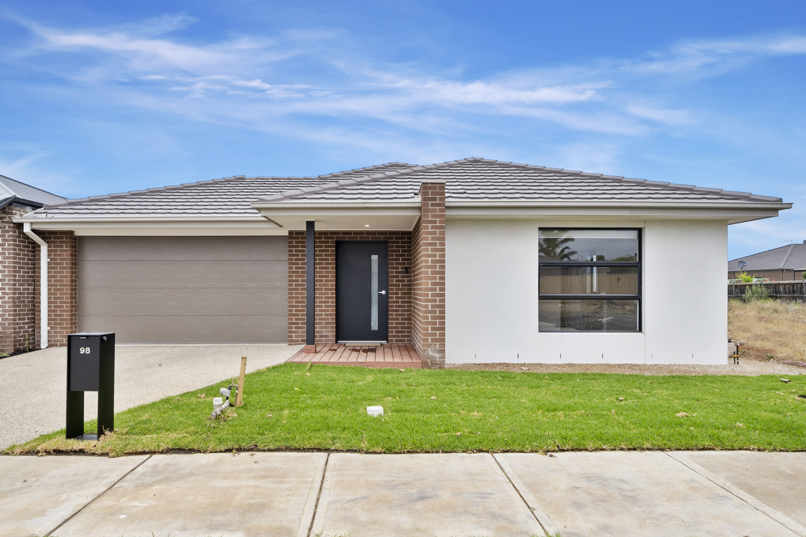 Clyde North Home gallery image 12