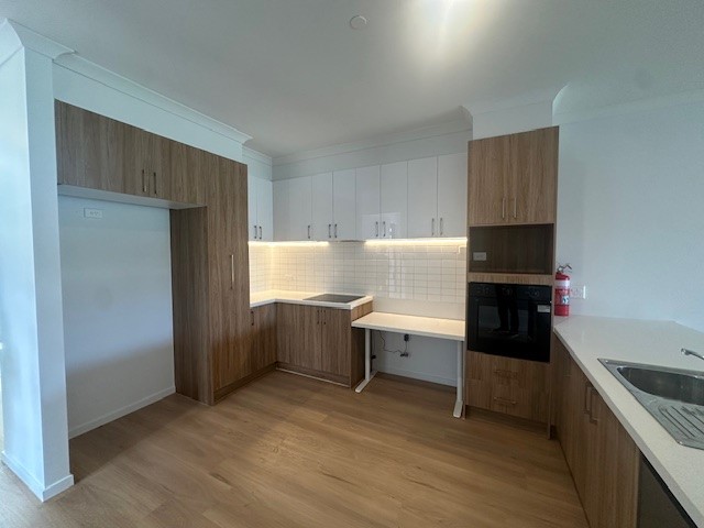 Award Winning SDA High Physical Support Side By Side Houses in Dandenong — Home image 2