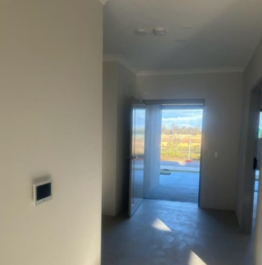 Brand NEW HPS Home in Midvale: Comes with HUGE TV! — Home image 2