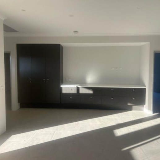 Brand NEW HPS Home in Midvale: Comes with HUGE TV! — Home image 4