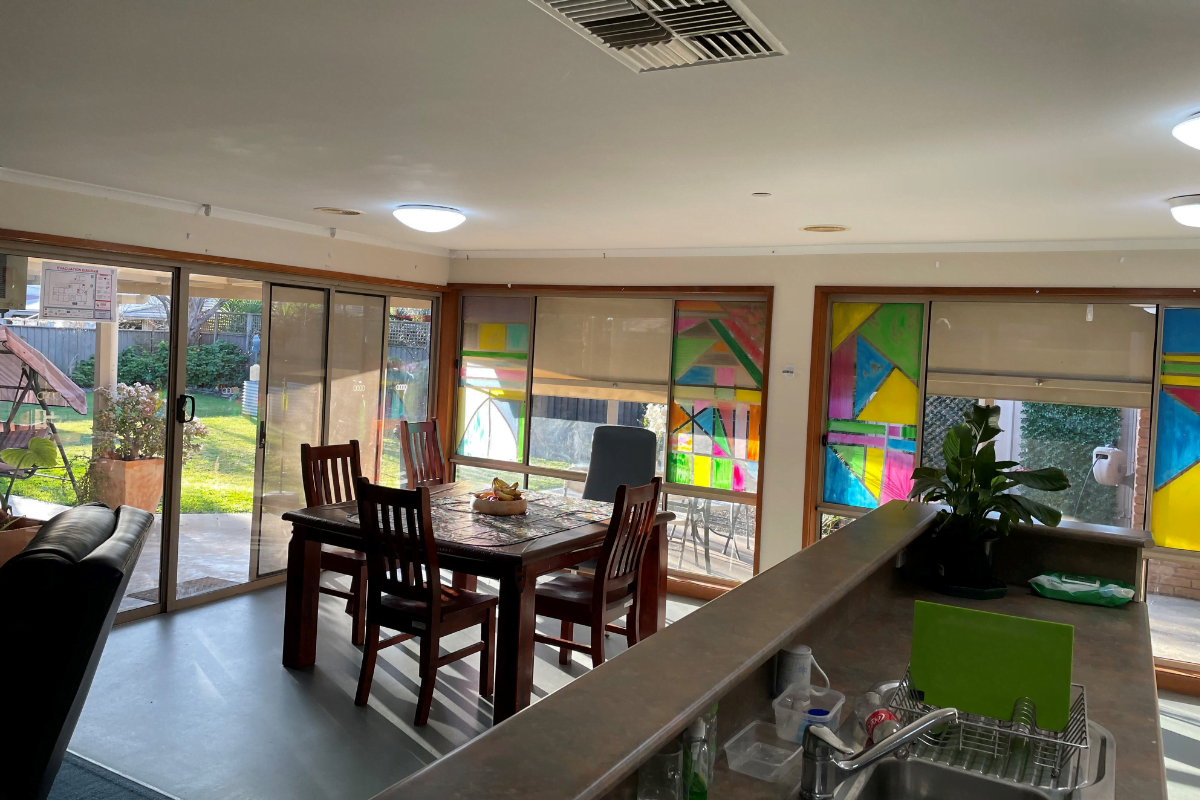One vacancy in a five bedroom Improved Liveability, spacious home in Mooroopna — Home image 2