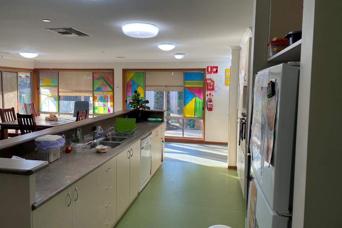 One vacancy in a five bedroom Improved Liveability, spacious home in Mooroopna — Home image 3