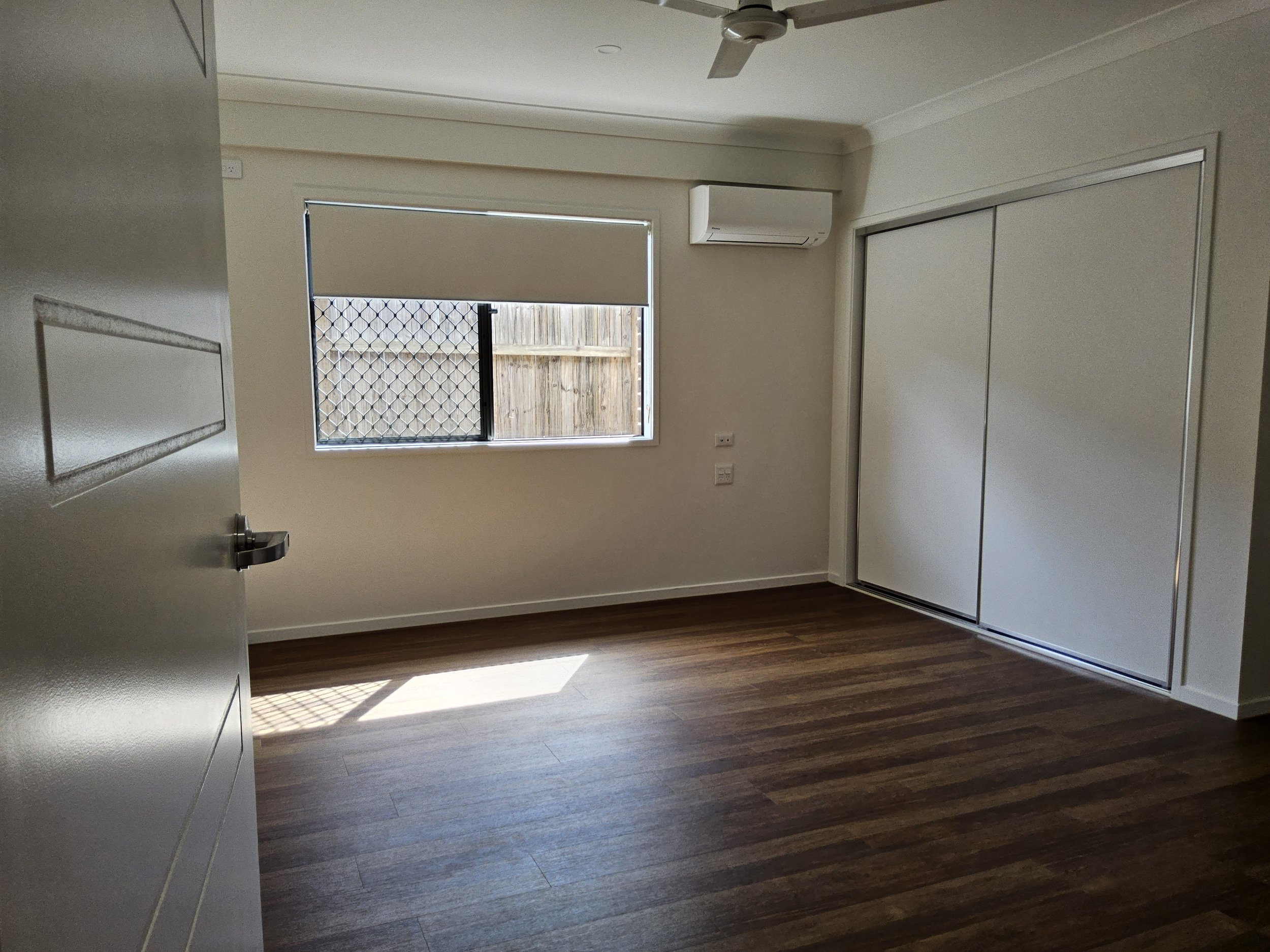 Lapwing Crescent, Bellbird Park QLD — Home image 2