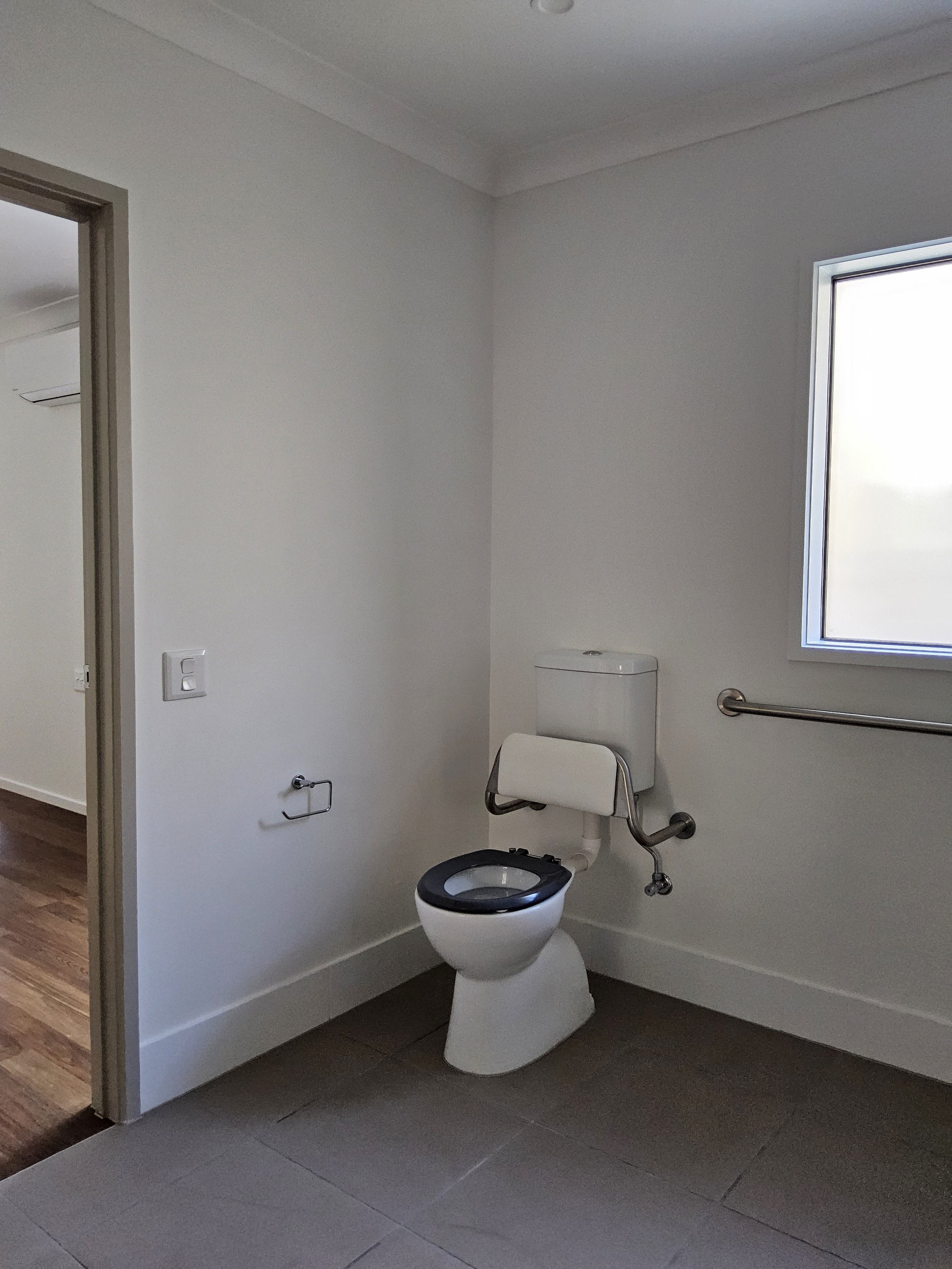 Lapwing Crescent, Bellbird Park QLD — Home image 10
