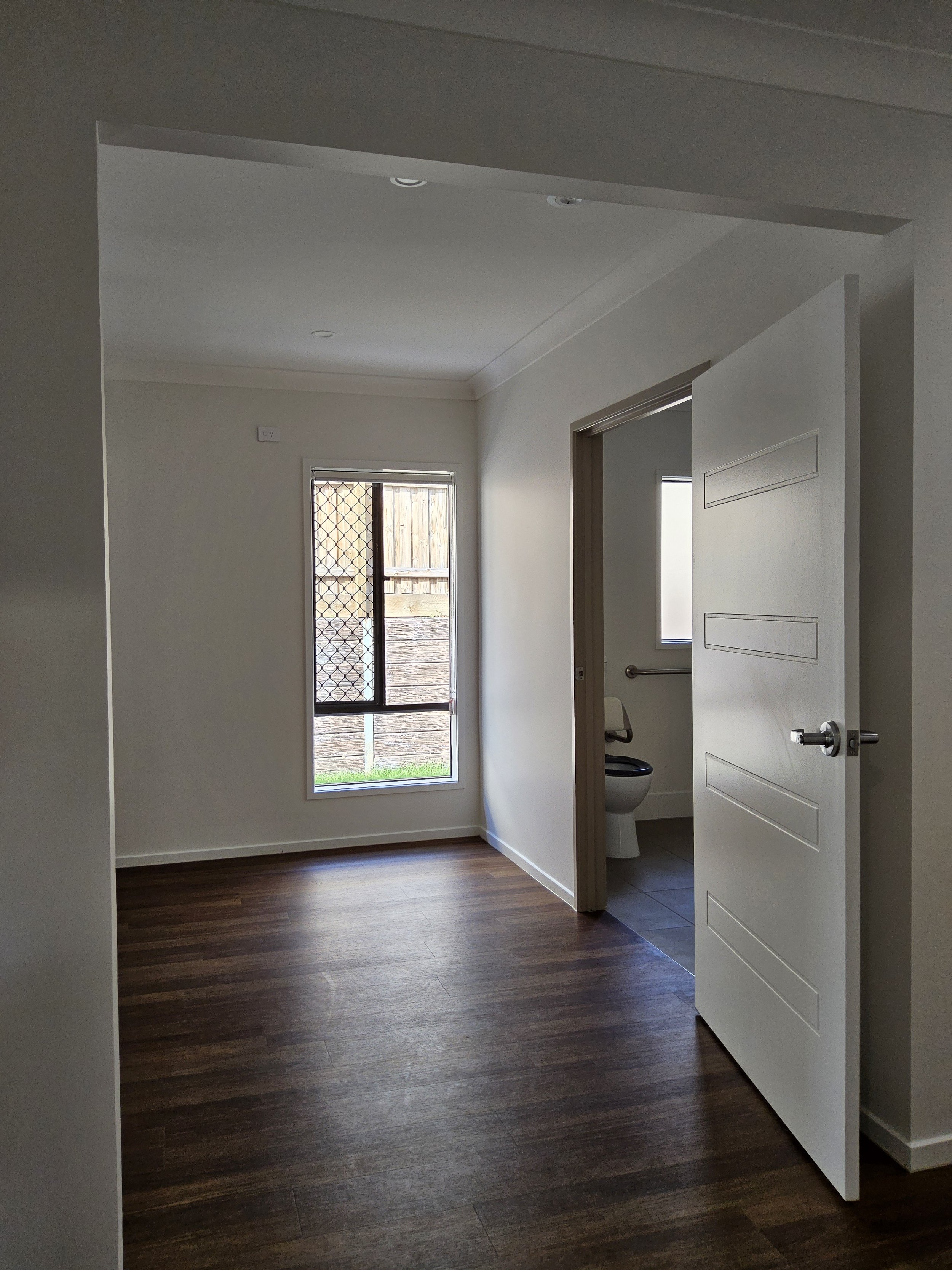 Lapwing Crescent, Bellbird Park QLD — Home image 11