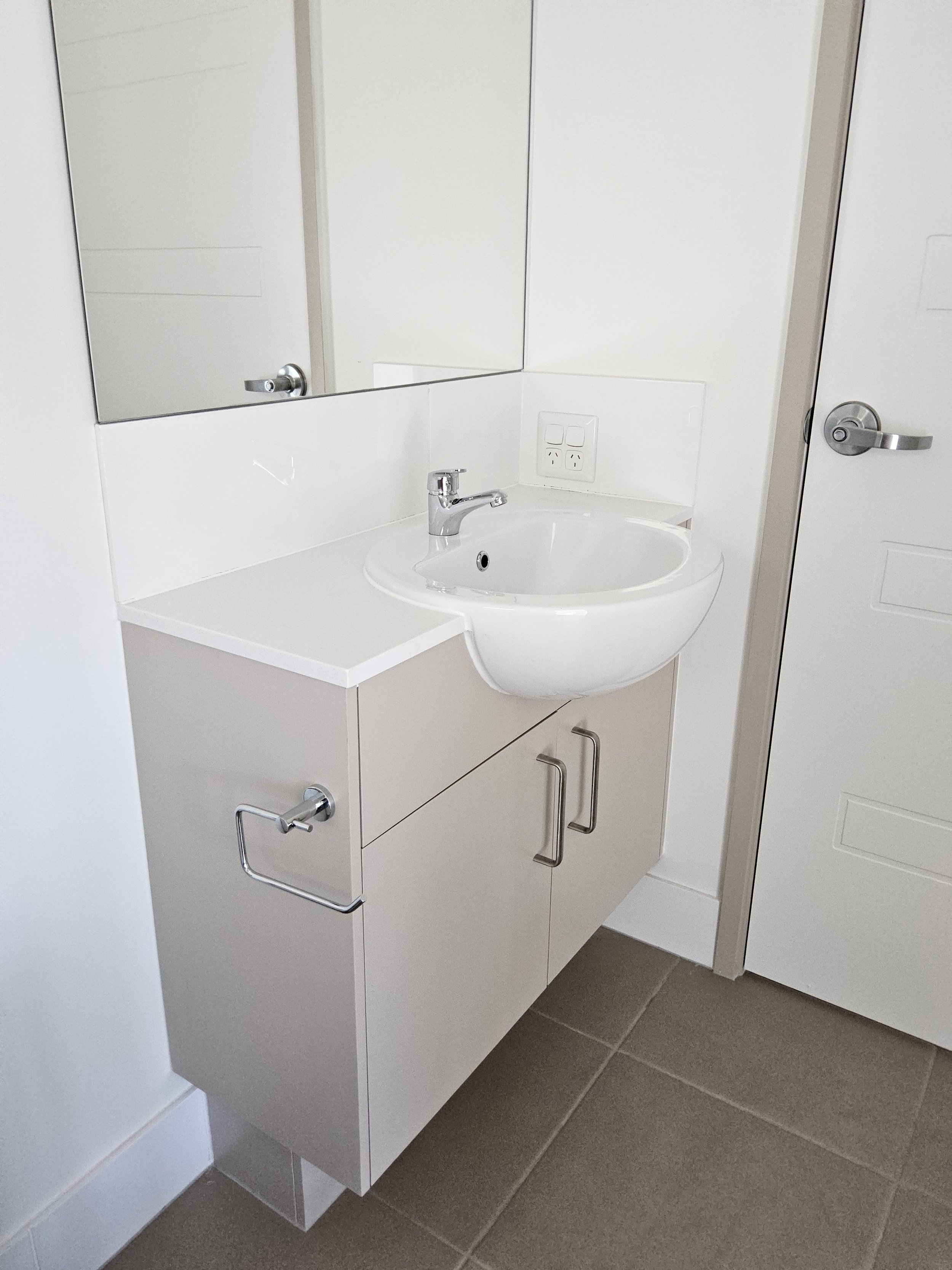 Lapwing Crescent, Bellbird Park QLD — Home image 21