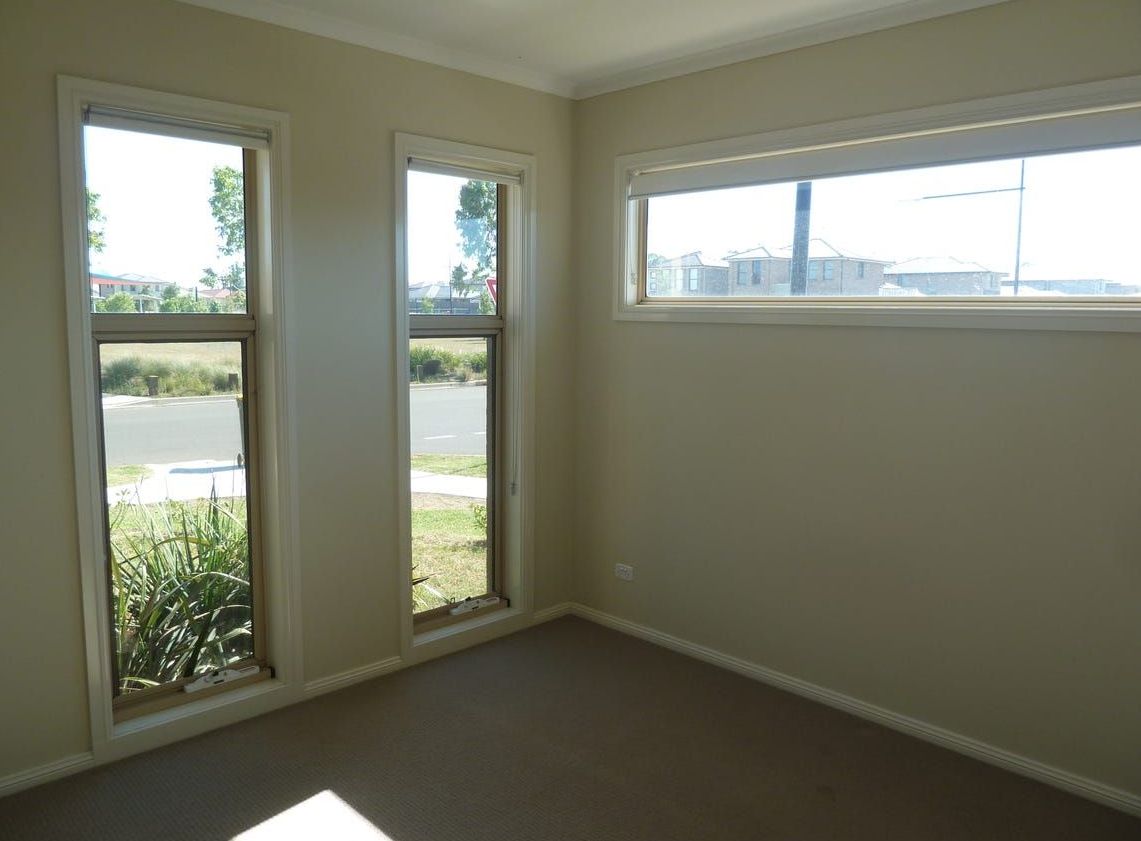 SIL Home in Ropes Crossing — Home image 8