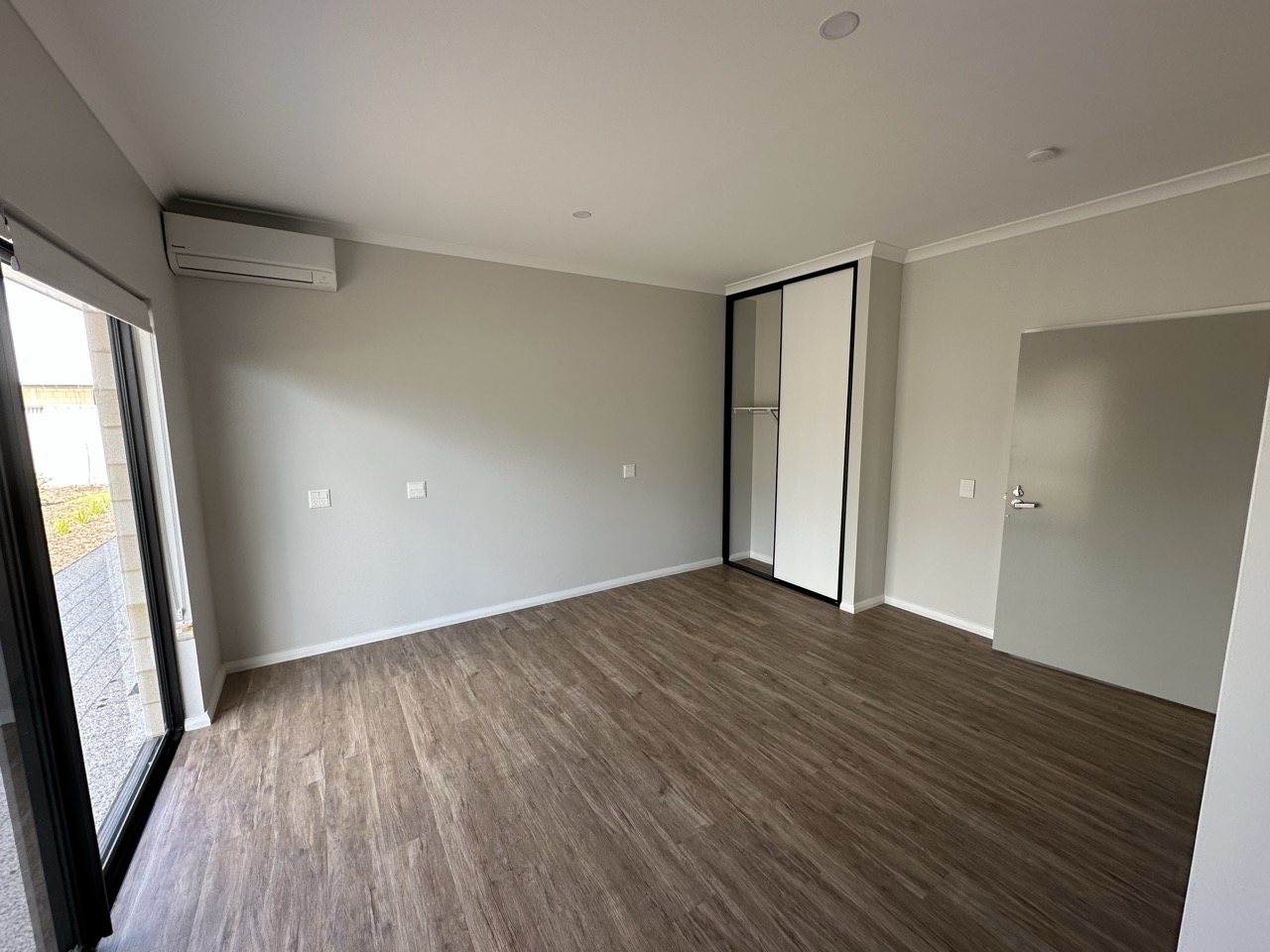 Australind SDA House — Home image 10