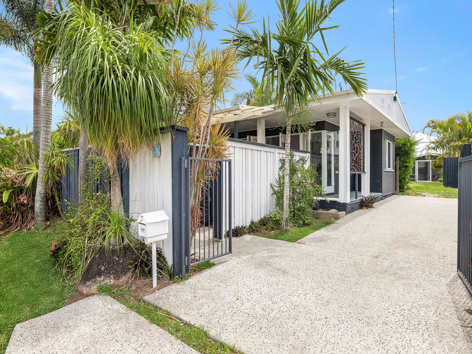 Golden Beach SIL — Home image 6