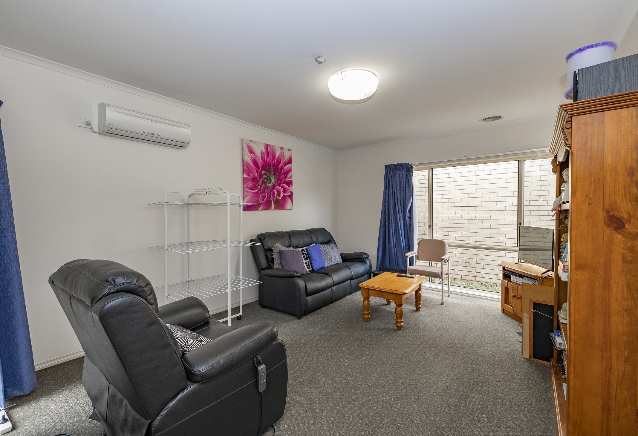 Coastal lifestyle in the heart of Mentone — Home image 5