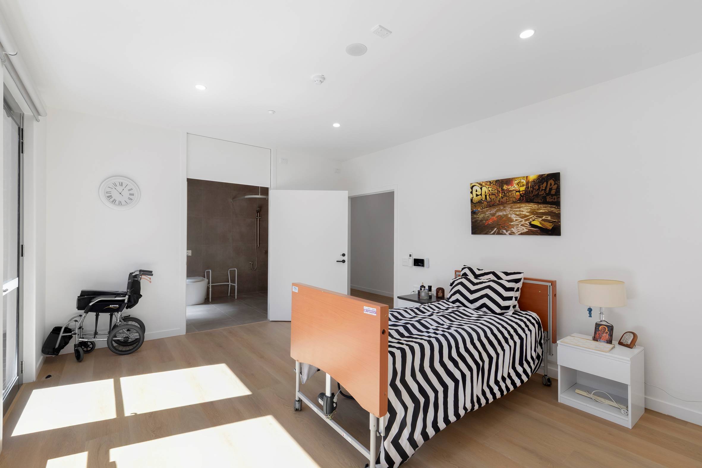 Essendon North - Brand New SDA High Physical Support Property, 3+OOA — Home image 2